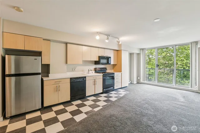 $349,000 | 1100 106th Avenue Northeast, Unit 508, Bellevue, WA 98004
