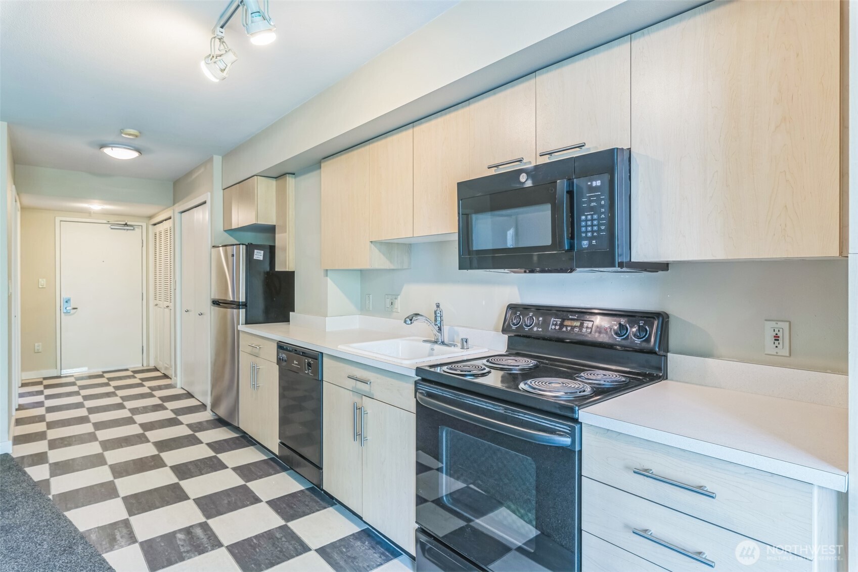 1100 106th Avenue Northeast, Unit 508 Bellevue, WA 98004 - Photo 5 of 15