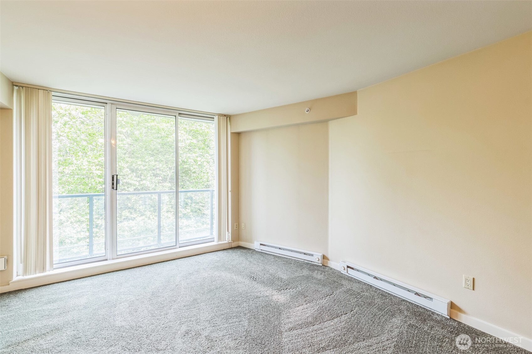 1100 106th Avenue Northeast, Unit 508 Bellevue, WA 98004 - Photo 7 of 15