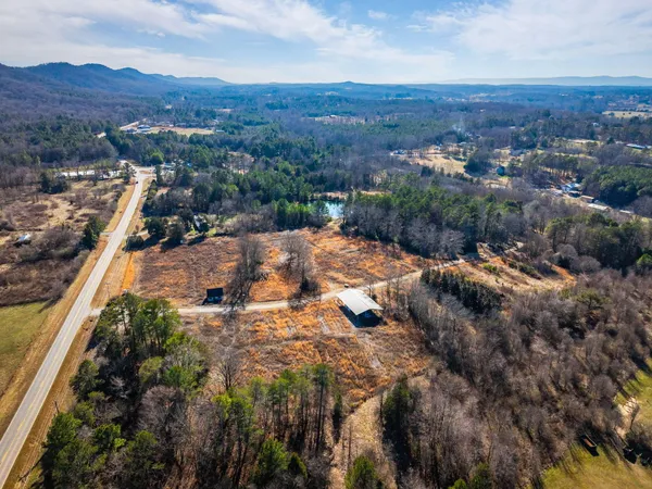 $600,000 | 15590 Alabama Highway, Rock Spring, GA 30739