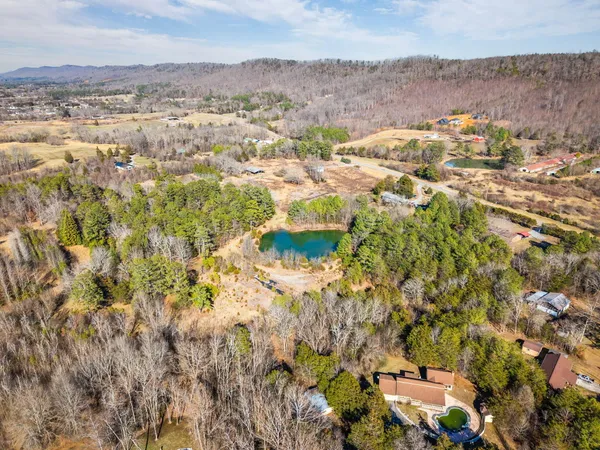 $600,000 | 15590 Alabama Highway, Rock Spring, GA 30739