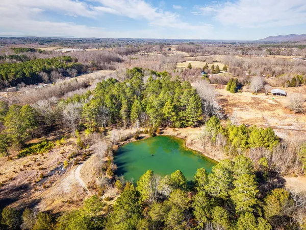 $600,000 | 15590 Alabama Highway, Rock Spring, GA 30739