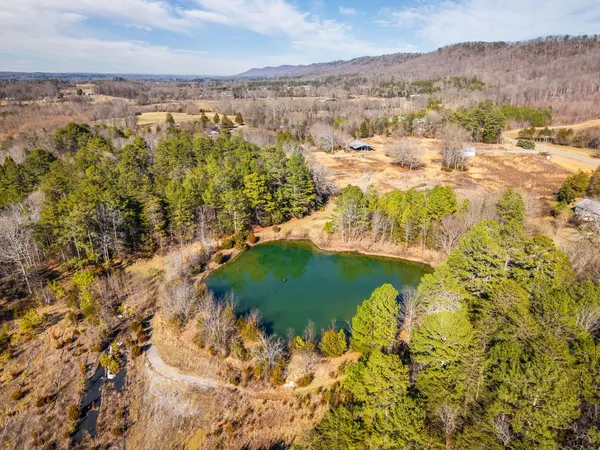 $600,000 | 15590 Alabama Highway, Rock Spring, GA 30739