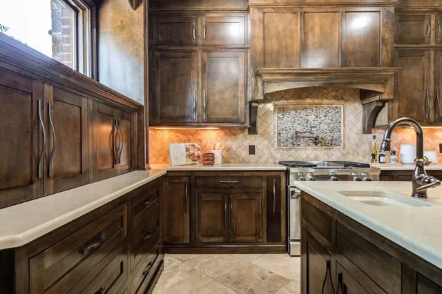 a view of walk in closet