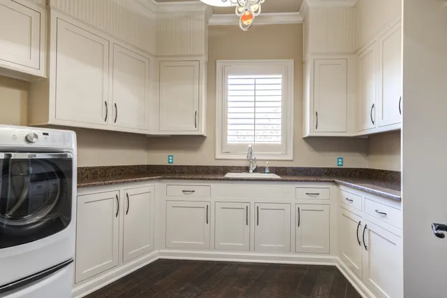 $1,299,000 | 15 Whisperwood Circle, Lubbock, TX 79416