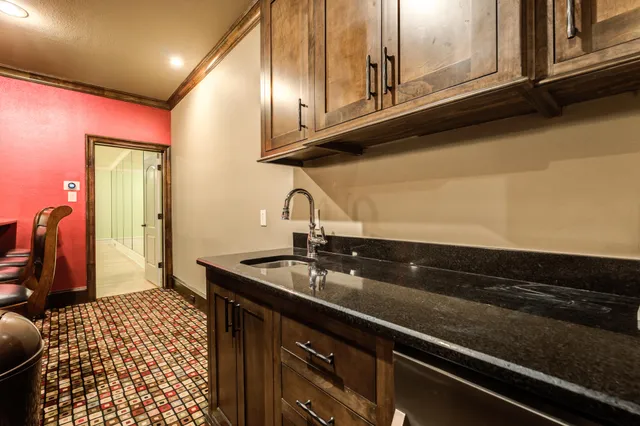 $1,299,000 | 15 Whisperwood Circle, Lubbock, TX 79416