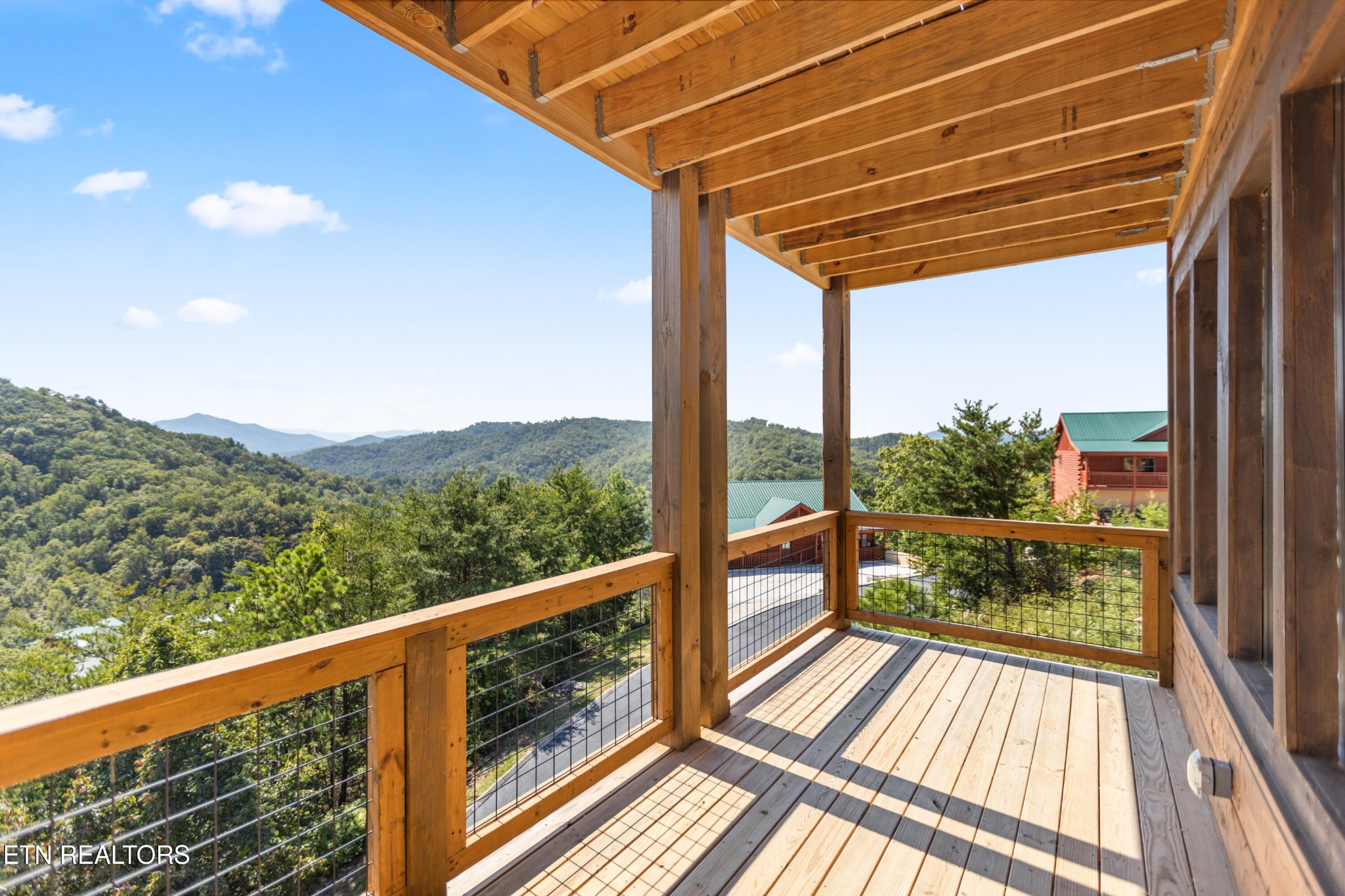 2412 Mountain Ridge Way Sevierville, TN 37862 - Photo 38 of 52 Gallery Image 38