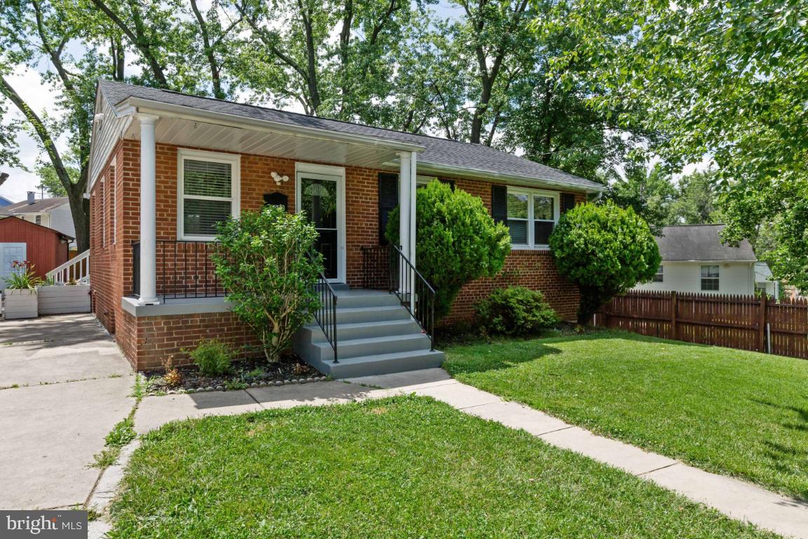 5903 Jamestown Road Hyattsville, MD 20782 - Photo 3 of 35 Gallery Image 3