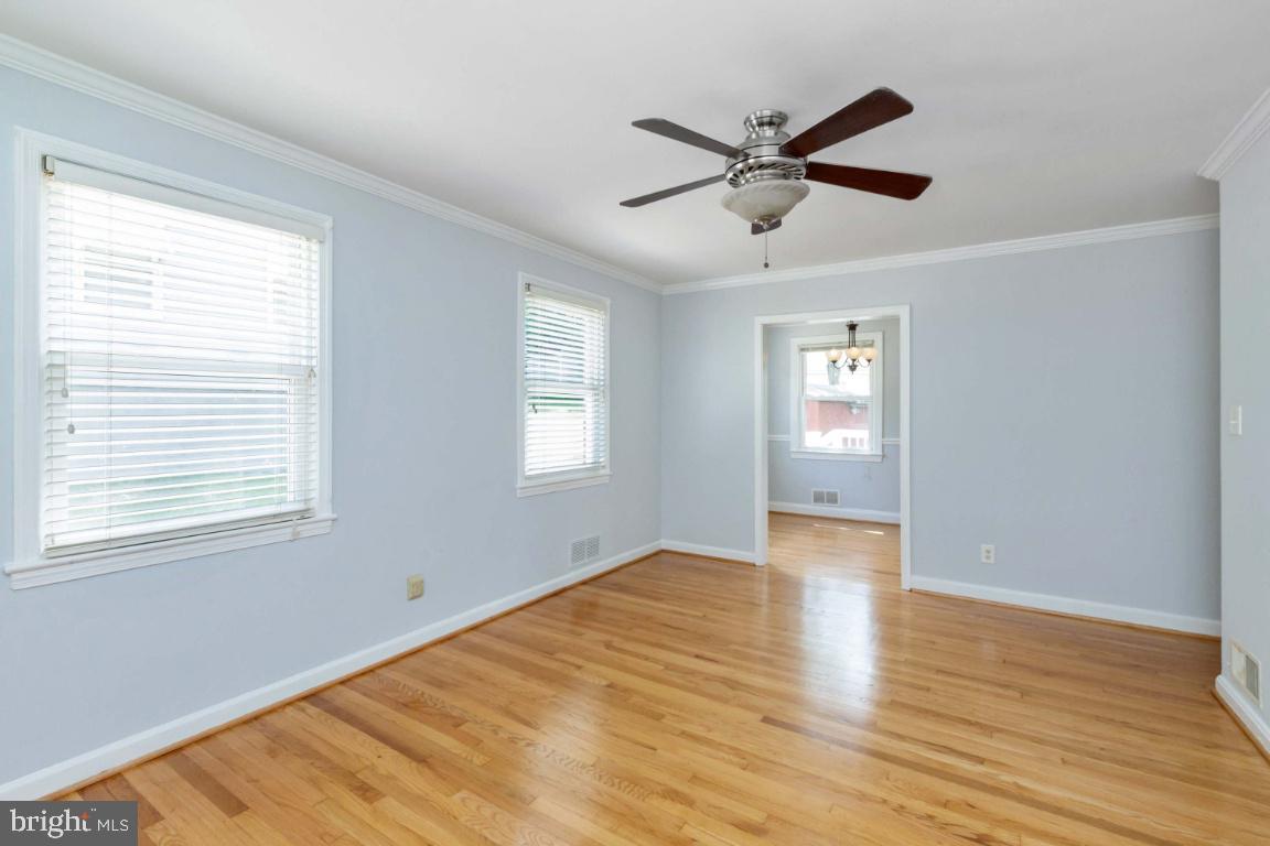 5903 Jamestown Road Hyattsville, MD 20782 - Photo 6 of 35 Gallery Image 6