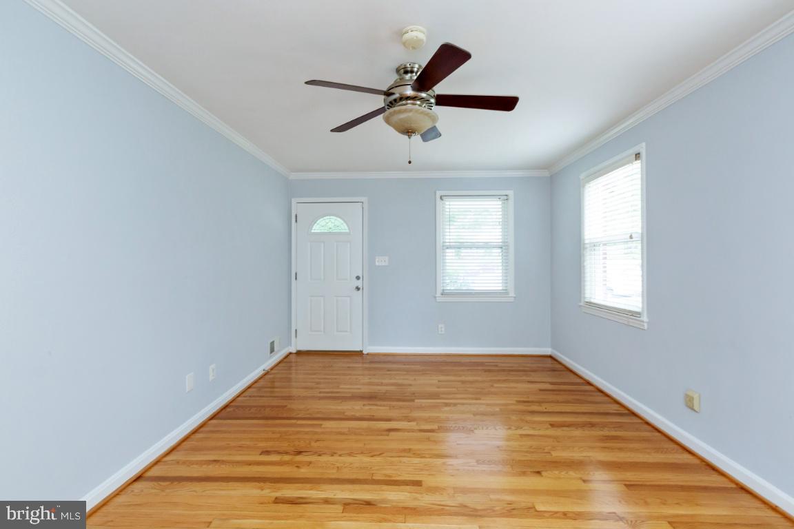 5903 Jamestown Road Hyattsville, MD 20782 - Photo 7 of 35 Gallery Image 7