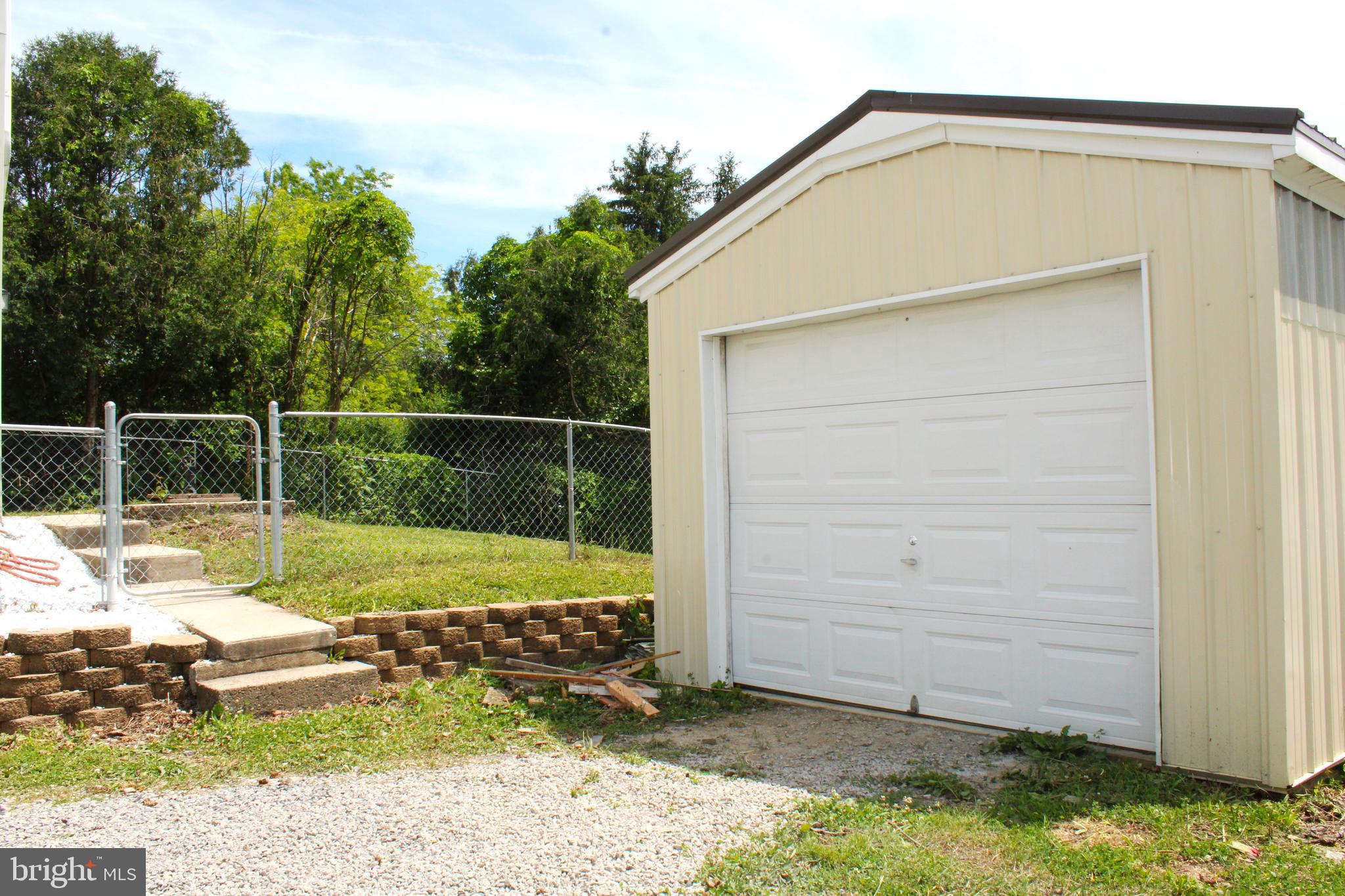 550 Winifred Road Cumberland, MD 21502 - Photo 10 of 81 Garage Shed View 1