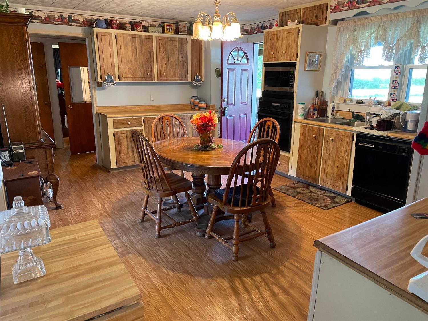 8527 Keister Road Germantown, OH 45327 - Photo 5 of 20