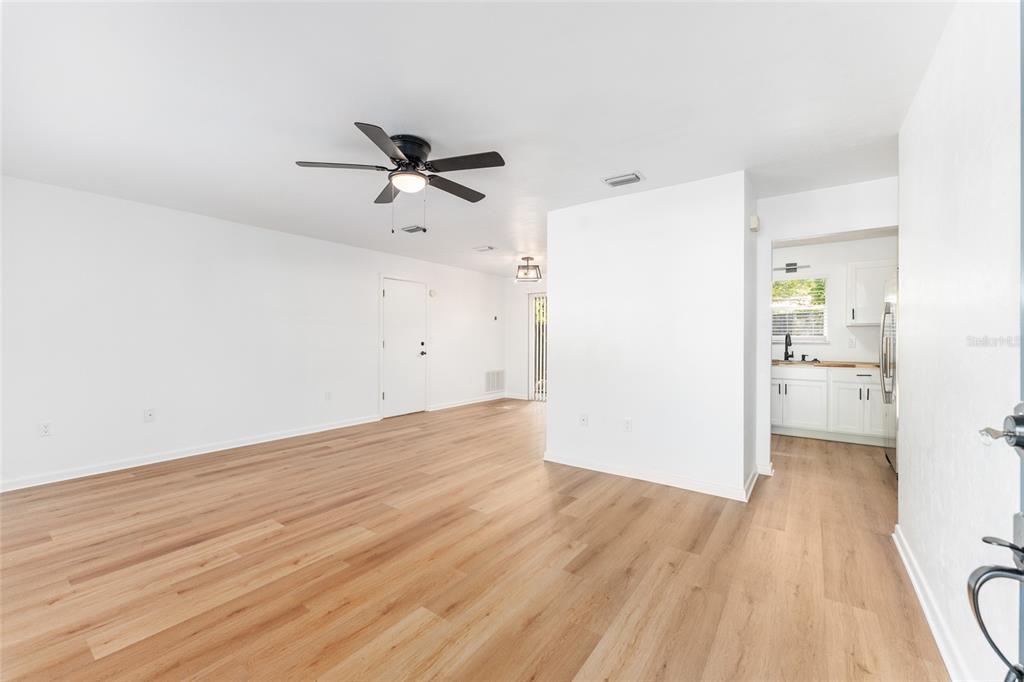 5701 Southwest 47th Place Gainesville, FL 32608 - Photo 10 of 47