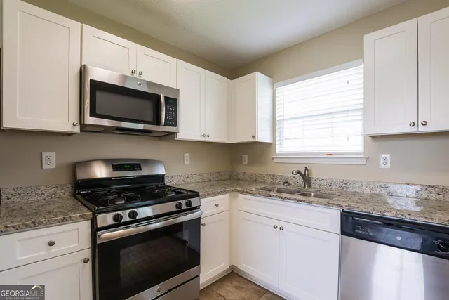 $1,810 | 3408 Newgold Trace, Union City, GA 30291