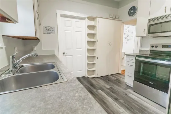 $425,000 | 321 West Pennsylvania Avenue, DeLand, FL 32720