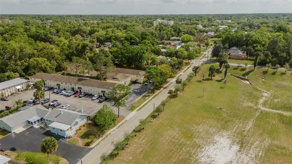 $425,000 | 321 West Pennsylvania Avenue, DeLand, FL 32720