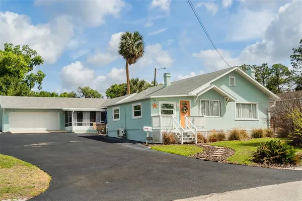 $425,000 | 321 West Pennsylvania Avenue, DeLand, FL 32720