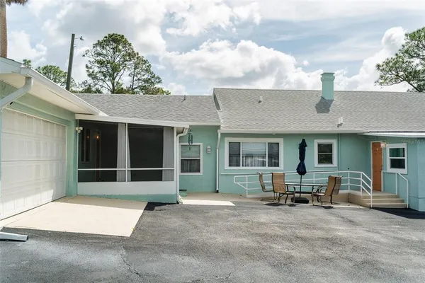 $425,000 | 321 West Pennsylvania Avenue, DeLand, FL 32720