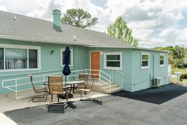 $425,000 | 321 West Pennsylvania Avenue, DeLand, FL 32720