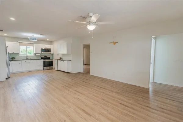 $425,000 | 321 West Pennsylvania Avenue, DeLand, FL 32720