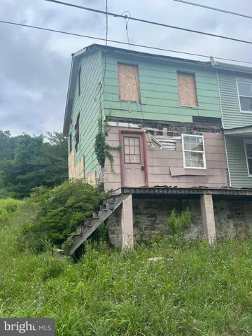 $29,000 | 17 Main Street, New Philadelphia, PA 17959