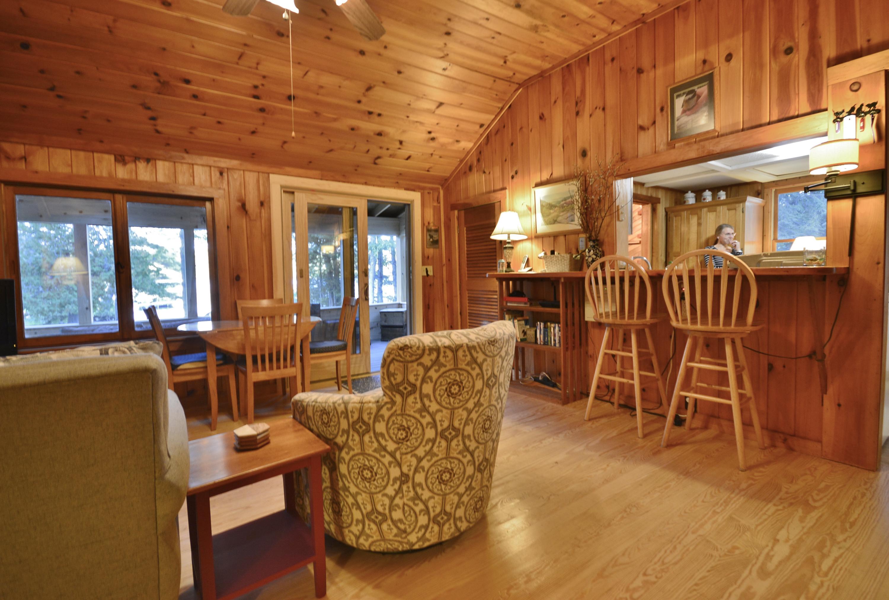 885 West Shore Road Ellsworth, ME 04605 - Photo 17 of 33 Living Room