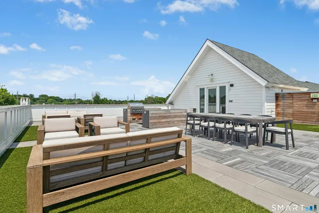 a view of a house and outdoor space