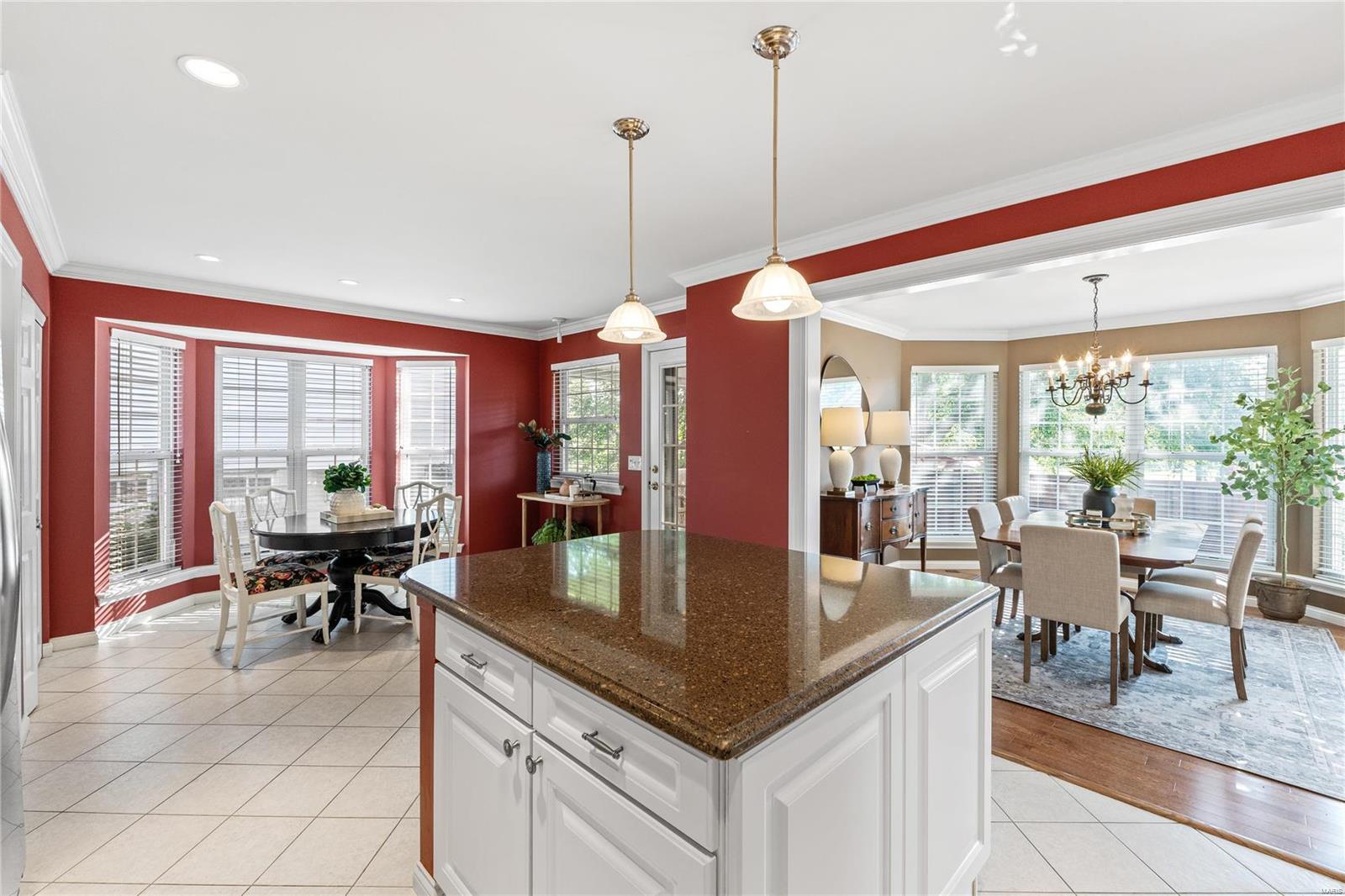 636 Loehr Estates Drive Ballwin, MO 63021 - Photo 10 of 44