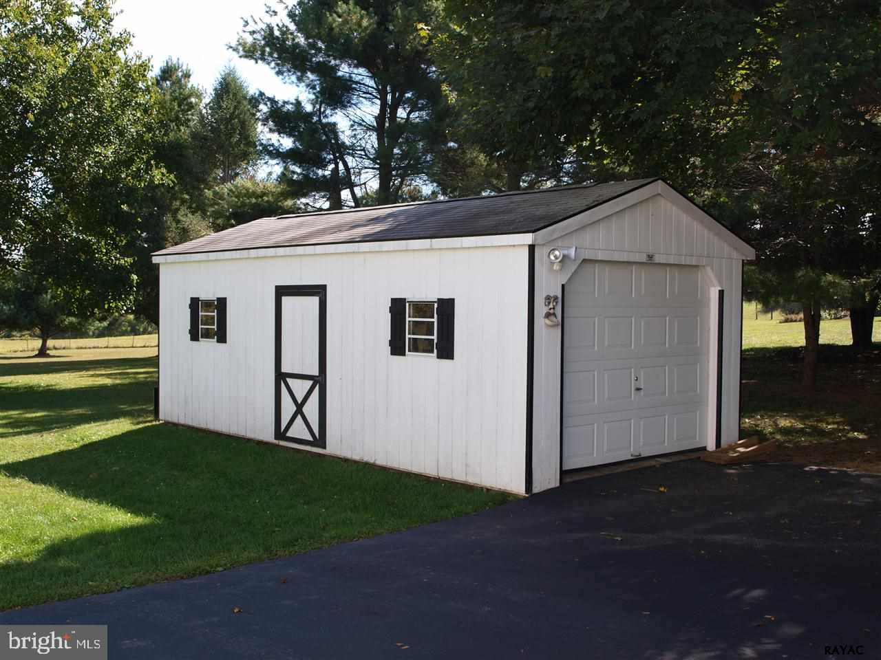 121 Mitchell Road Airville, PA 17302 - Photo 9 of 36 Gallery Image 9