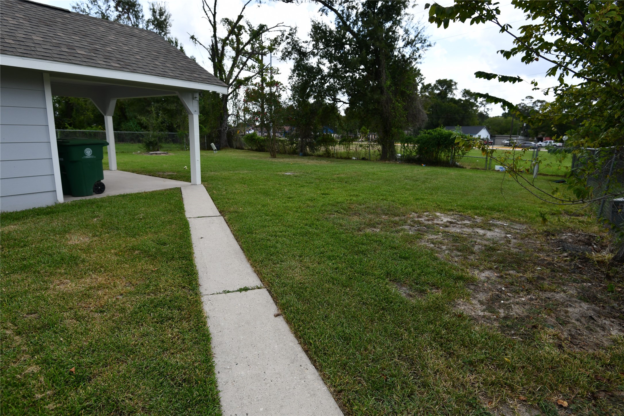 8518 Rinn Street Houston, TX 77078 - Photo 9 of 32 Gallery Image 9