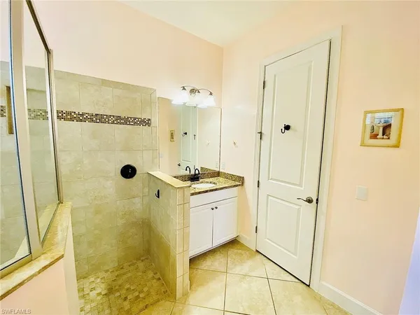 $3,500 | 8527 Palacio Terrace North, Naples, FL 34114