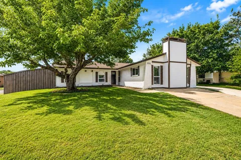 $325,000 | 5202 Chestnut Place, Garland, TX 75043