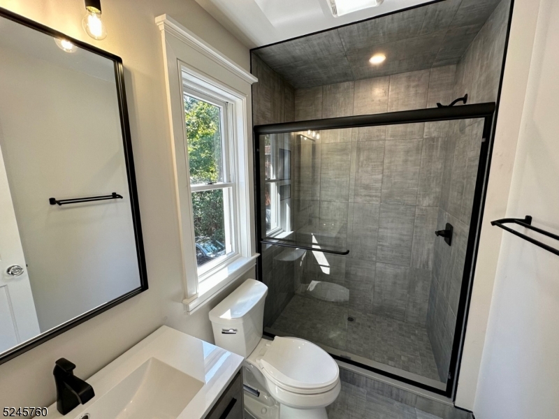 41 Harrison Avenue Montclair, NJ 07042 - Photo 17 of 20