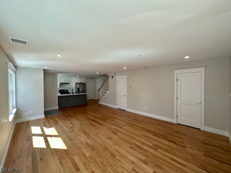 41 Harrison Avenue Montclair, NJ 07042 - Photo 7 of 20