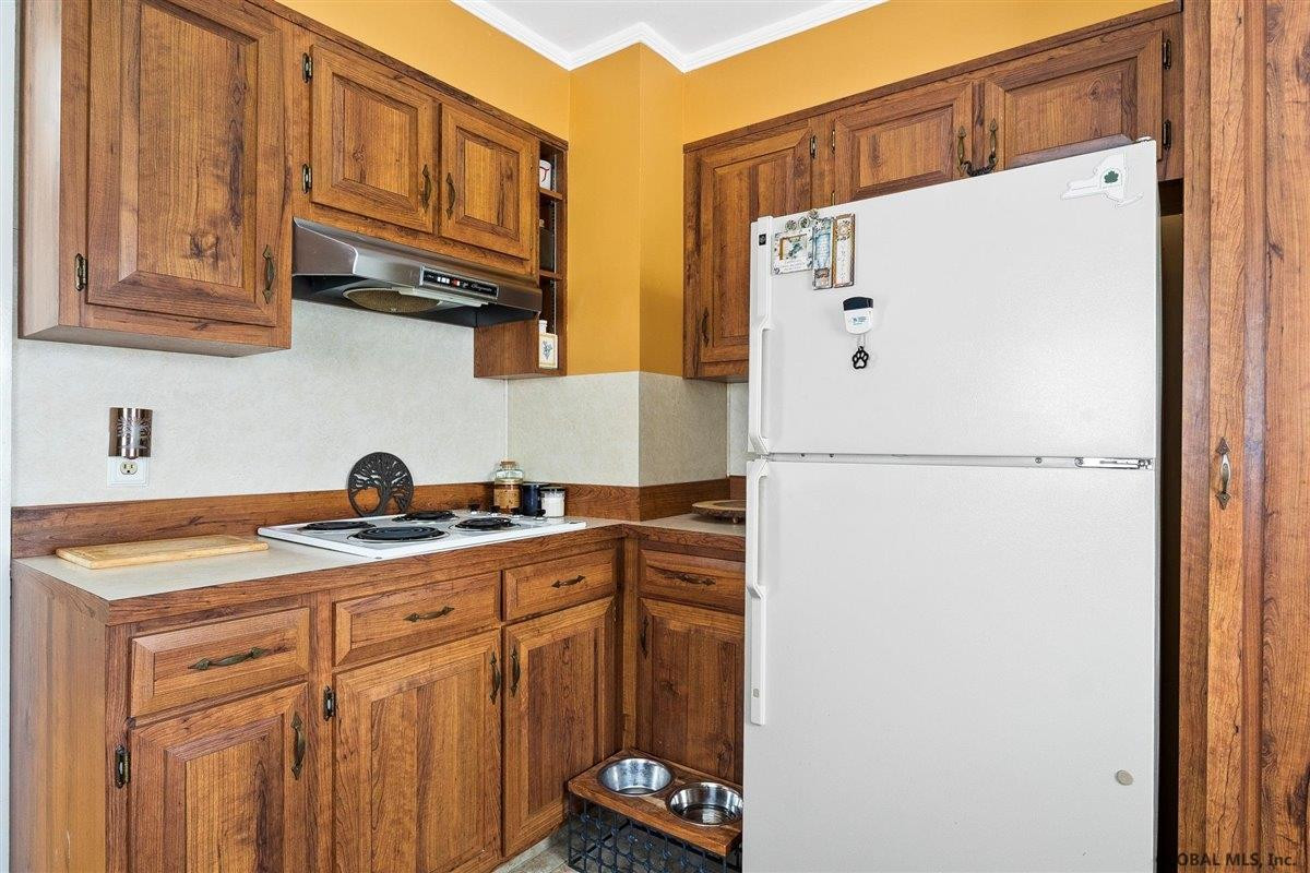 2736 Brookview Road Castleton-on-Hudson, NY 12033 - Photo 11 of 25 Photo 13