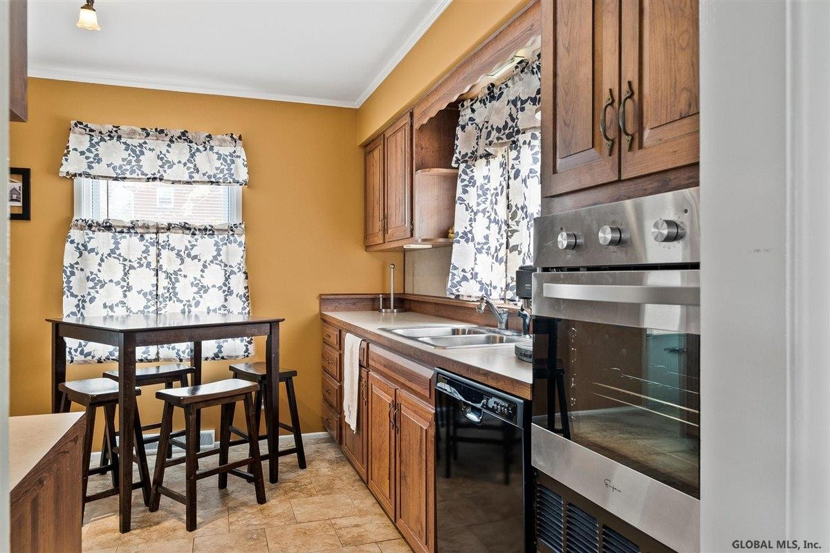 2736 Brookview Road Castleton-on-Hudson, NY 12033 - Photo 13 of 25 Photo 15