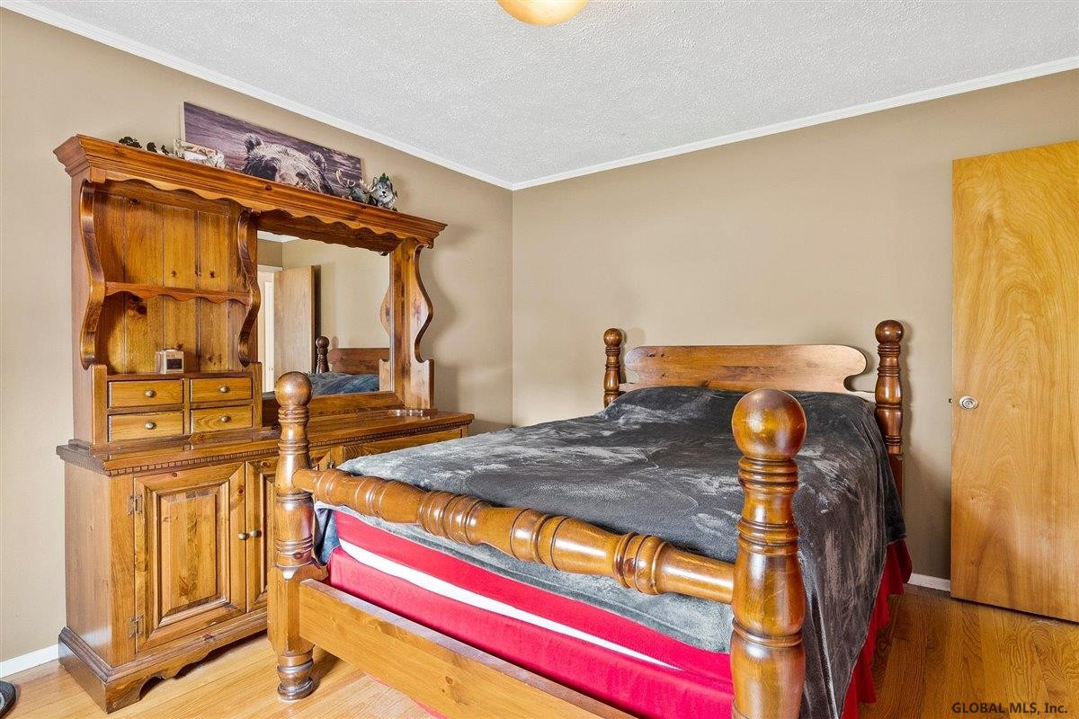 2736 Brookview Road Castleton-on-Hudson, NY 12033 - Photo 15 of 25 Photo 17