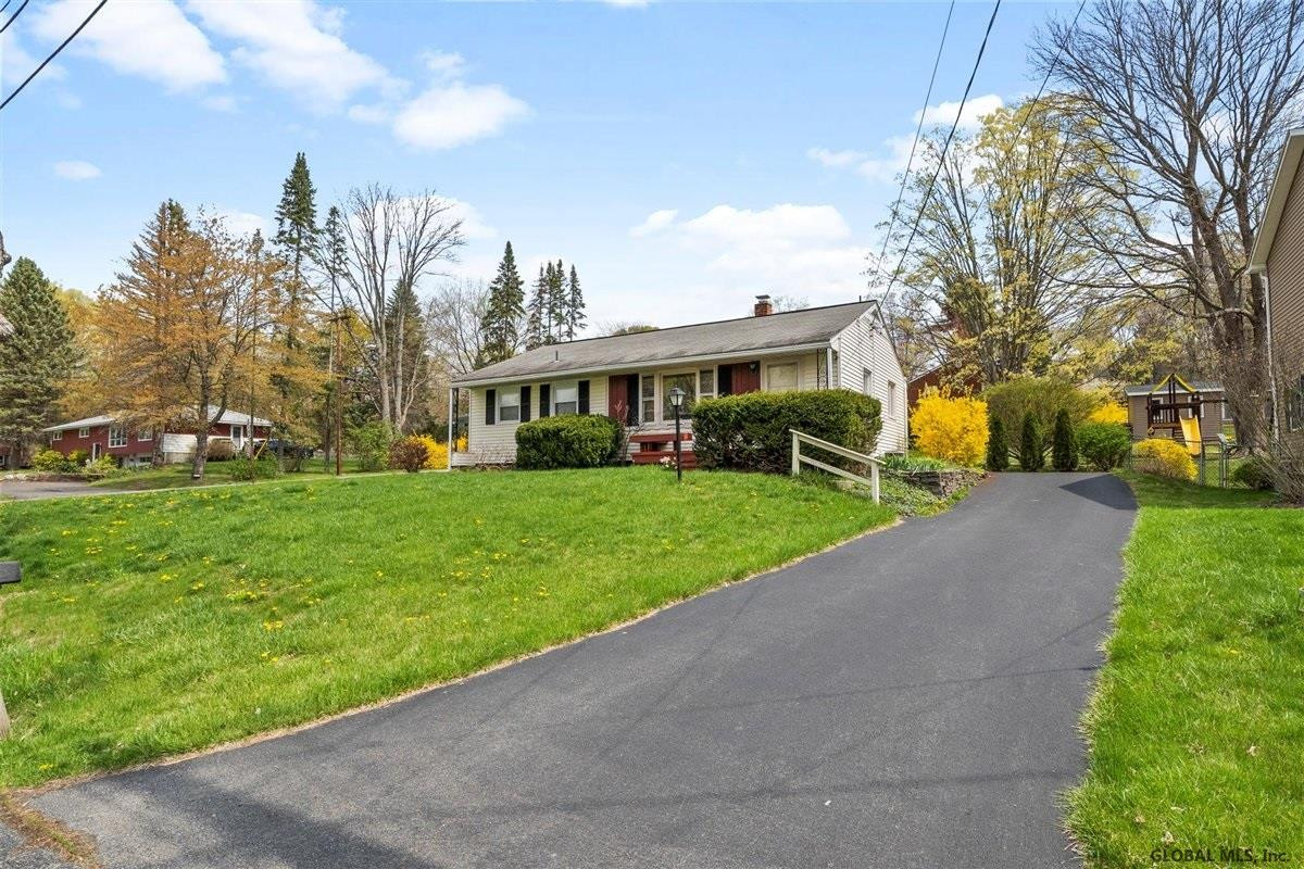2736 Brookview Road Castleton-on-Hudson, NY 12033 - Photo 23 of 25 Photo 38