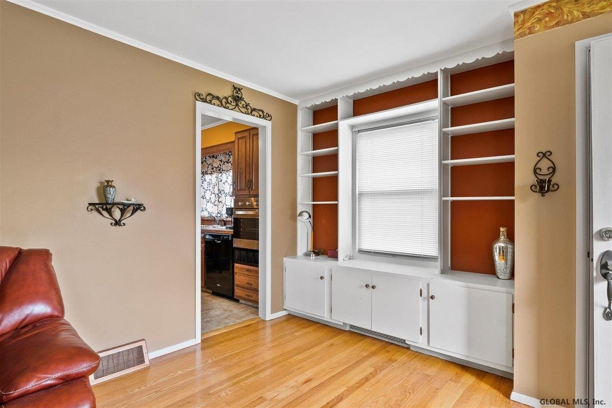 2736 Brookview Road Castleton-on-Hudson, NY 12033 - Photo 3 of 25 Photo 4