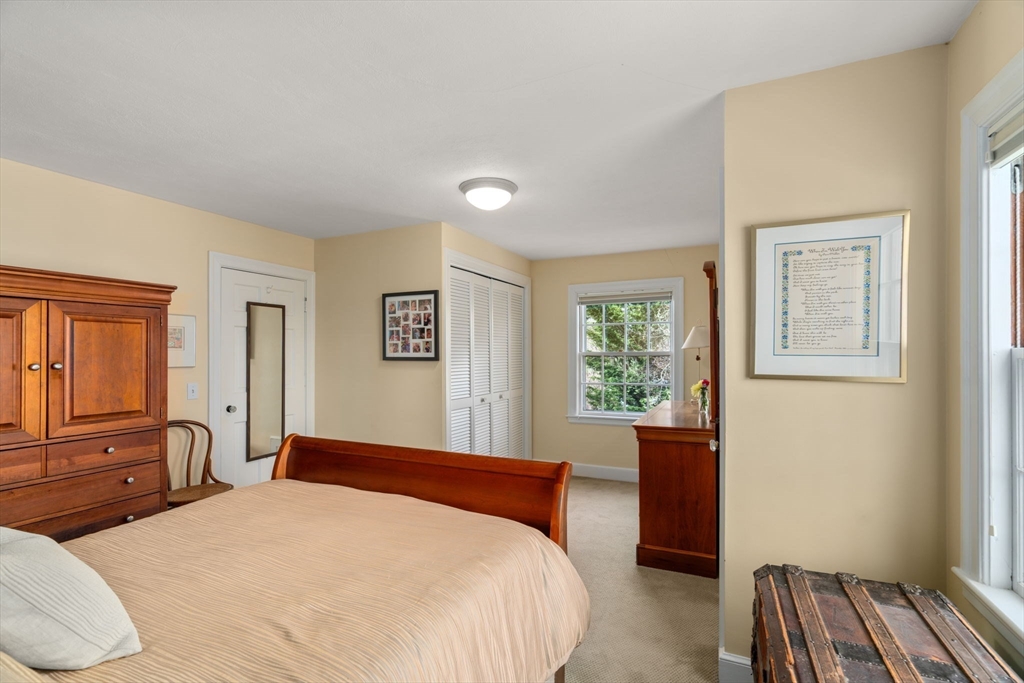 39 Hickory Cliff Road Newton, MA 02464 - Photo 13 of 28 Gallery Image 13