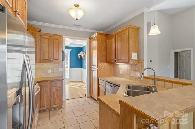 $325,000 | 104 Ole Farm Place, Kings Mountain, NC 28086