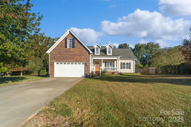 $325,000 | 104 Ole Farm Place, Kings Mountain, NC 28086