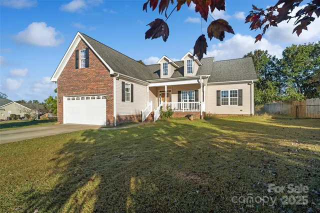 $325,000 | 104 Ole Farm Place, Kings Mountain, NC 28086