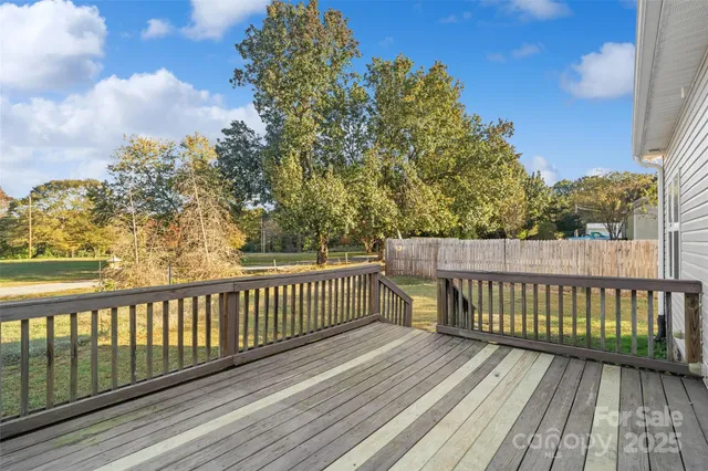 $325,000 | 104 Ole Farm Place, Kings Mountain, NC 28086