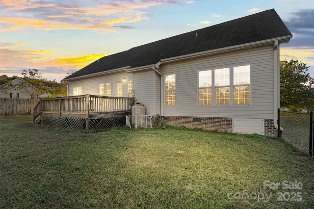 $325,000 | 104 Ole Farm Place, Kings Mountain, NC 28086