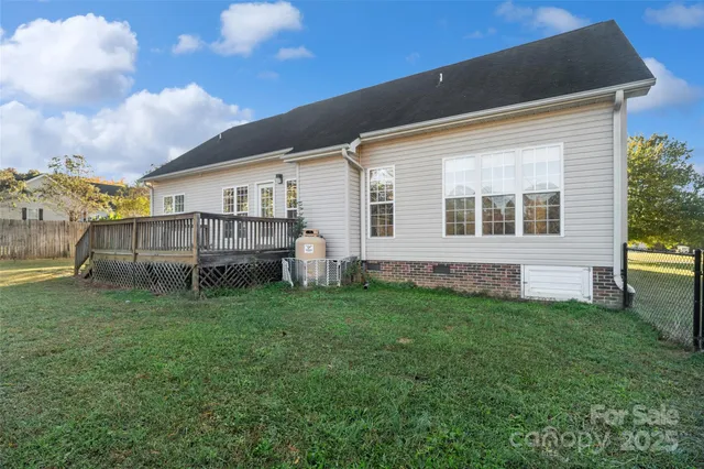 $325,000 | 104 Ole Farm Place, Kings Mountain, NC 28086