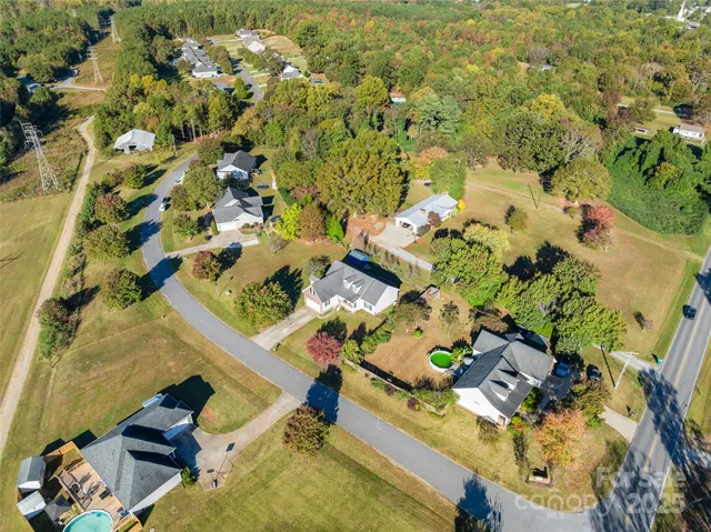 $325,000 | 104 Ole Farm Place, Kings Mountain, NC 28086