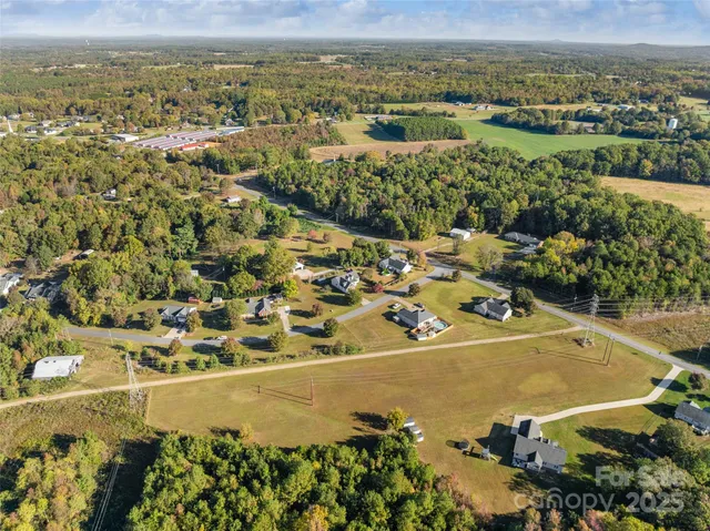 $325,000 | 104 Ole Farm Place, Kings Mountain, NC 28086