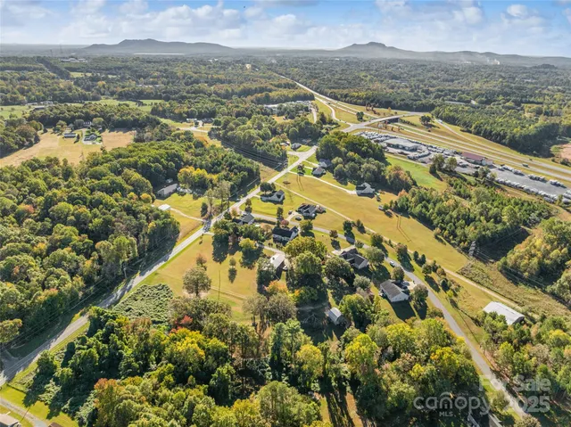 $325,000 | 104 Ole Farm Place, Kings Mountain, NC 28086