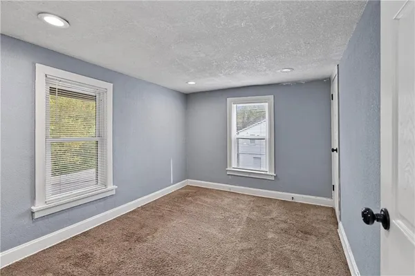 $183,000 | 3868 East 59th Street, Kansas City, MO 64130